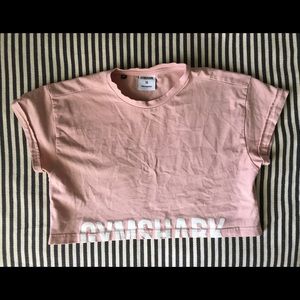 GYMSHARK PINK CROPPED TEE